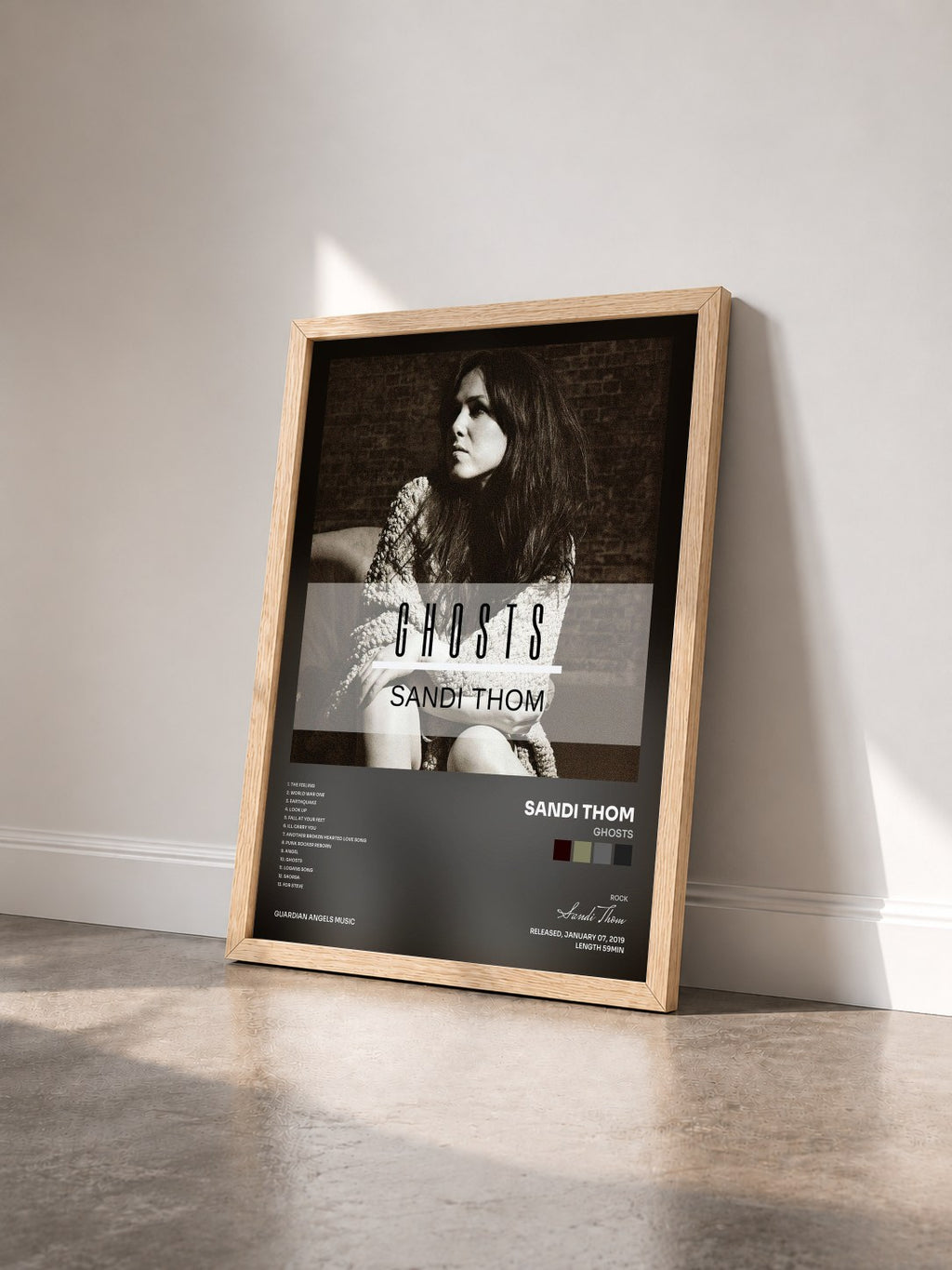 #bois Tableau de l'album Ghosts de Sandi Thom vu de trois quarts, cadre en bois brut