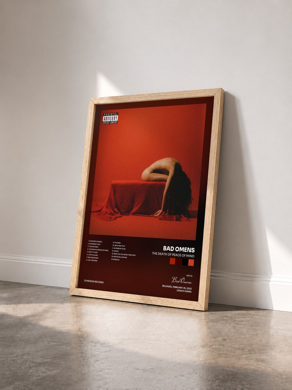 #bois Tableau de l'album THE DEATH OF PEACE OF MIND de Bad Omens vu de trois quarts, cadre en bois brut