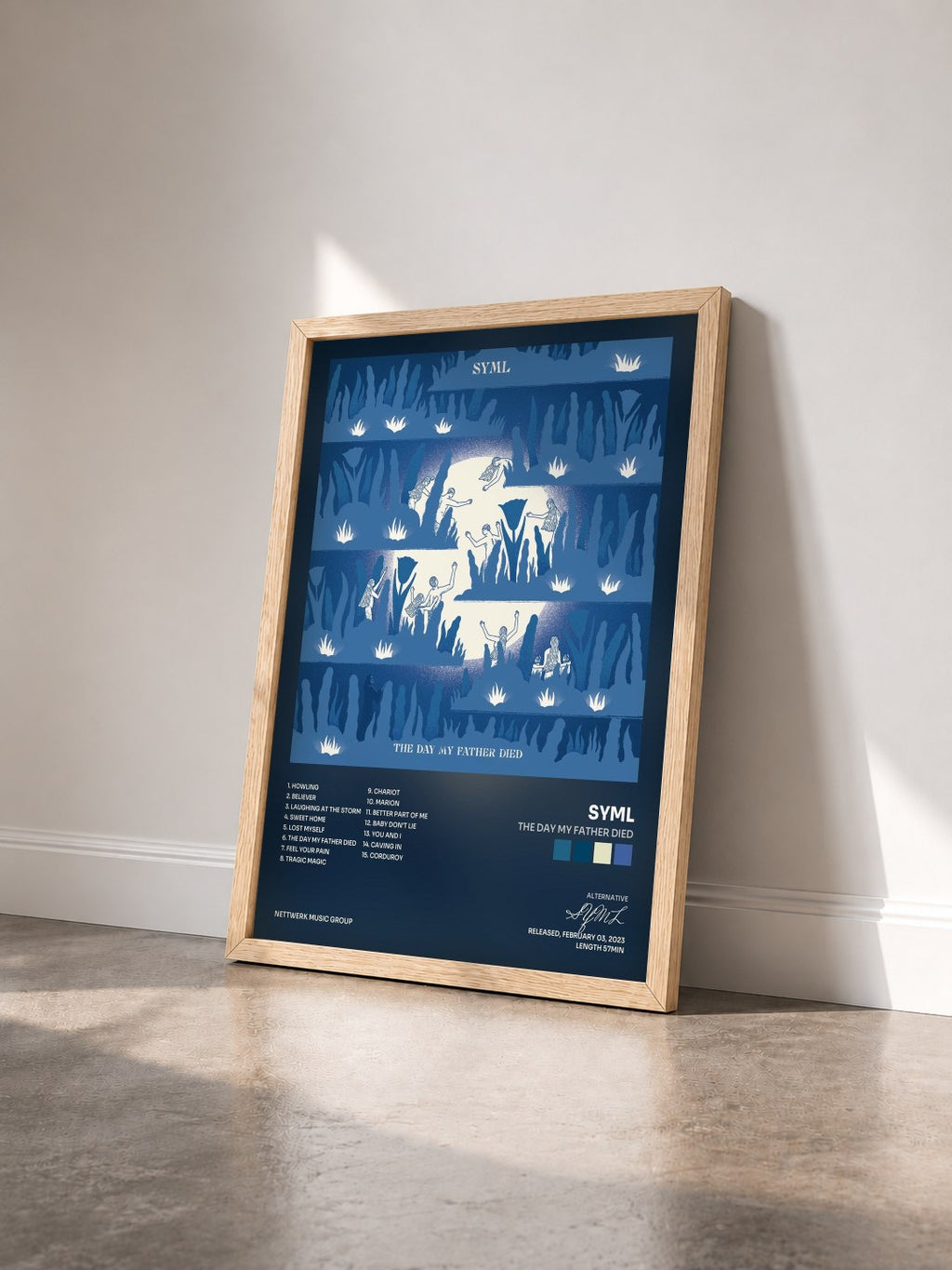 #bois Tableau de l'album The Day My Father Died de SYML vu de trois quarts, cadre en bois brut