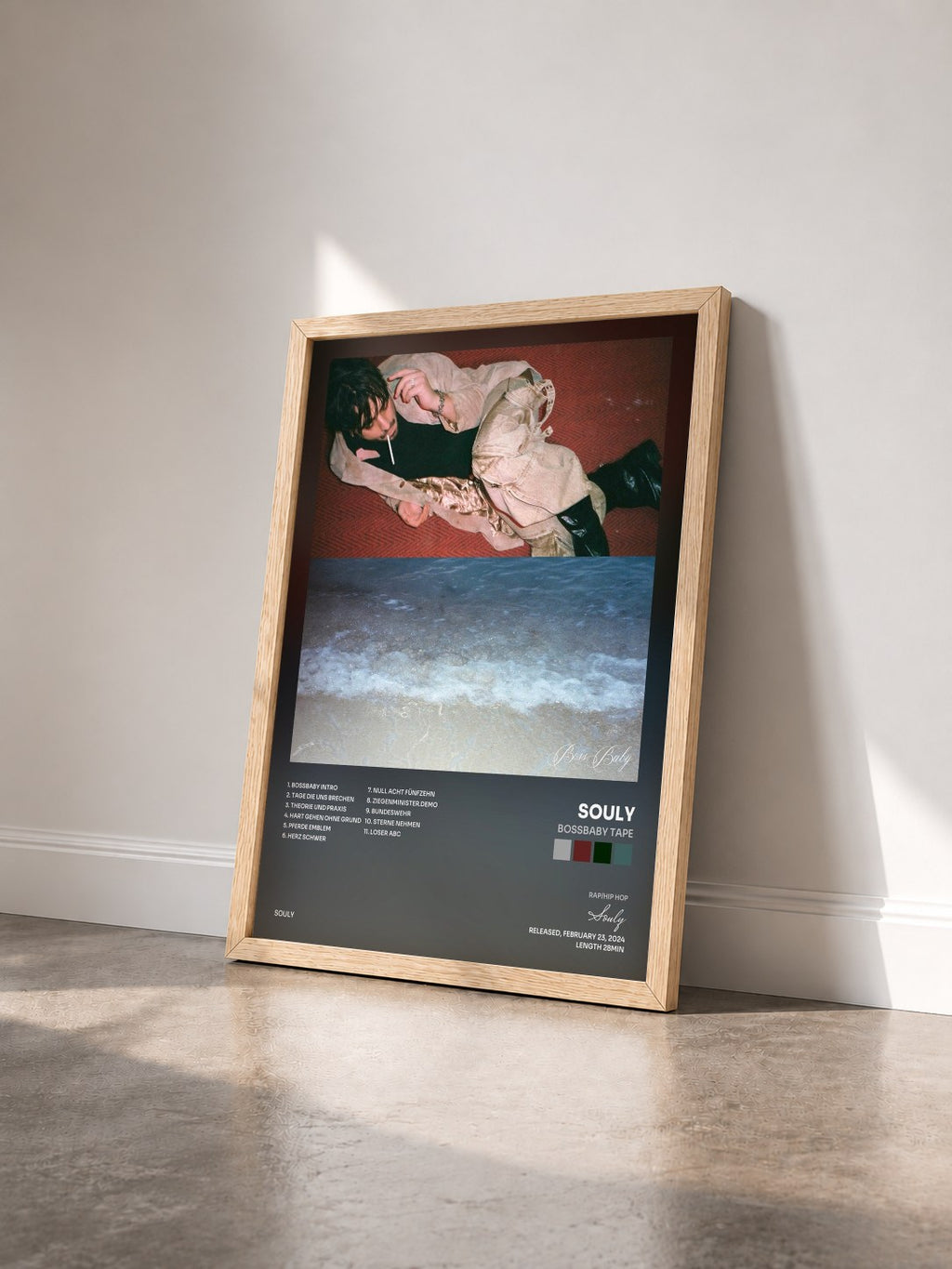 #bois Tableau de l'album Bossbaby Tape de Souly vu de trois quarts, cadre en bois brut