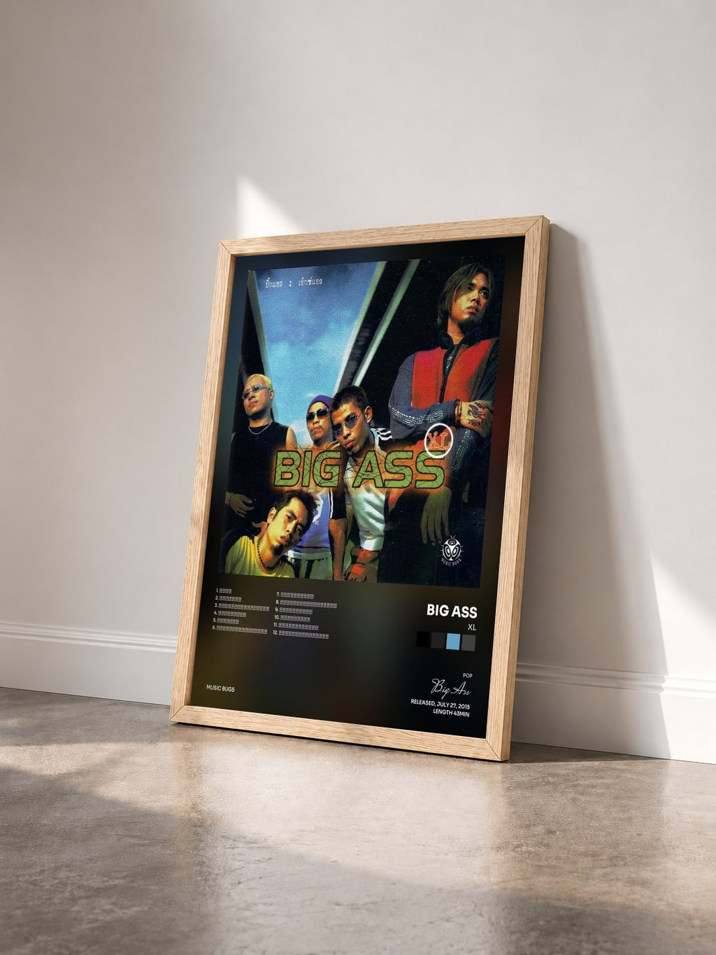 #bois Tableau de l'album XL de Big Ass vu de trois quarts, cadre en bois brut