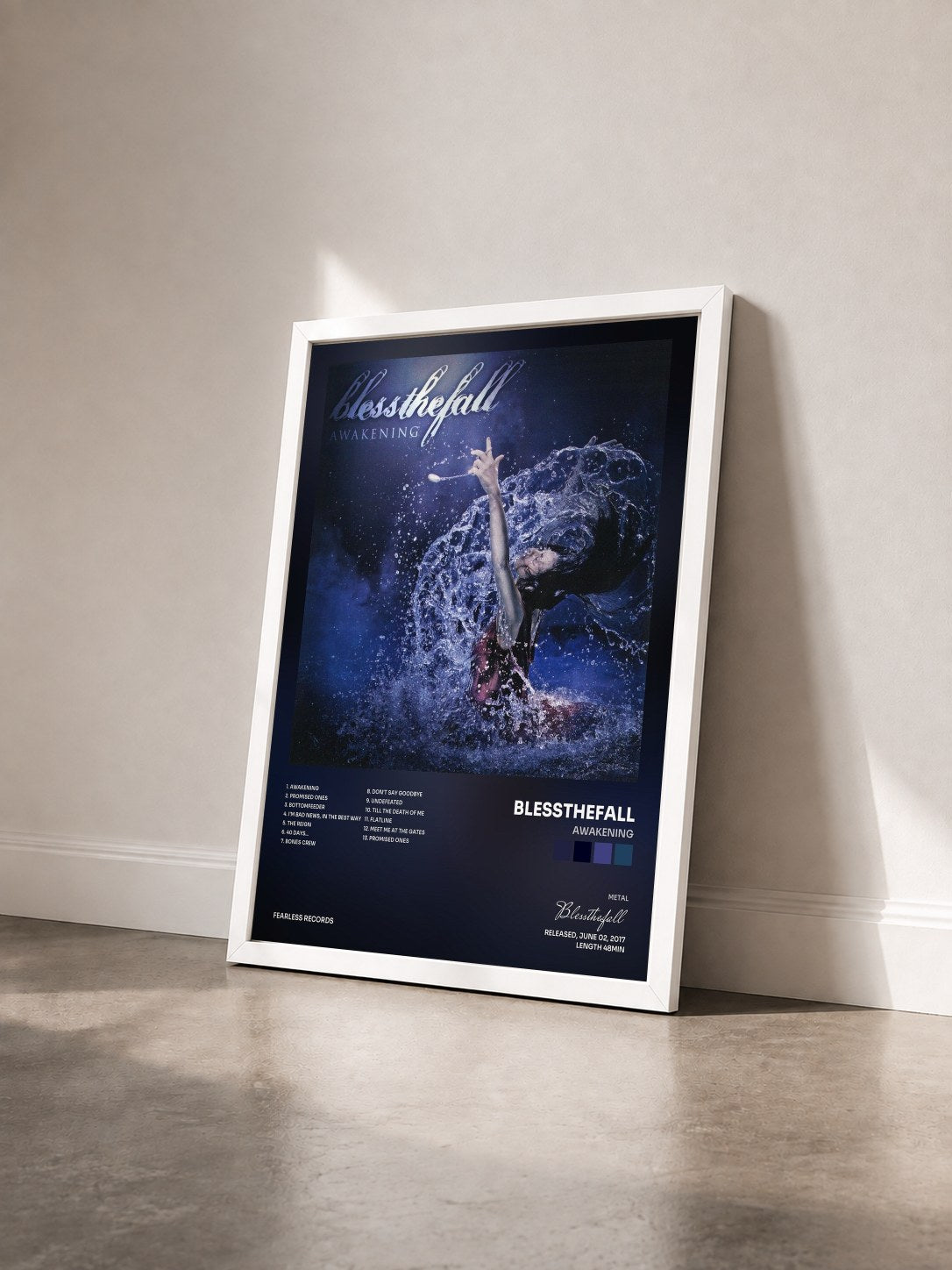 #blanc Tableau de l'album Awakening de Blessthefall vu de trois quarts, cadre blanc