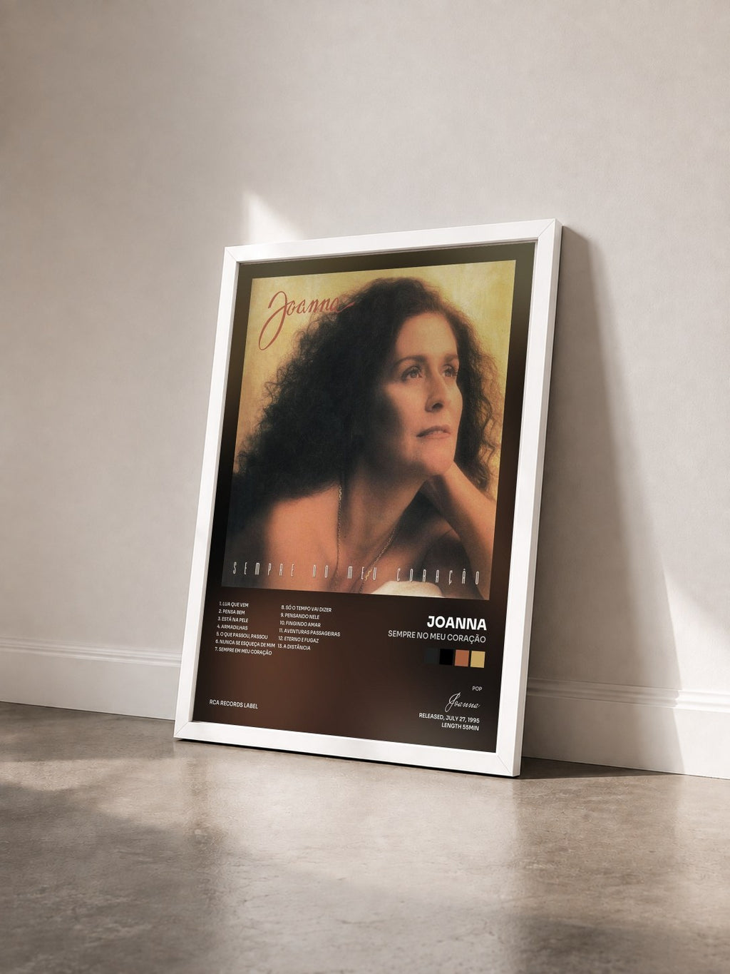 #blanc Tableau de l'album Sempre No Meu Coração de Joanna vu de trois quarts, cadre blanc