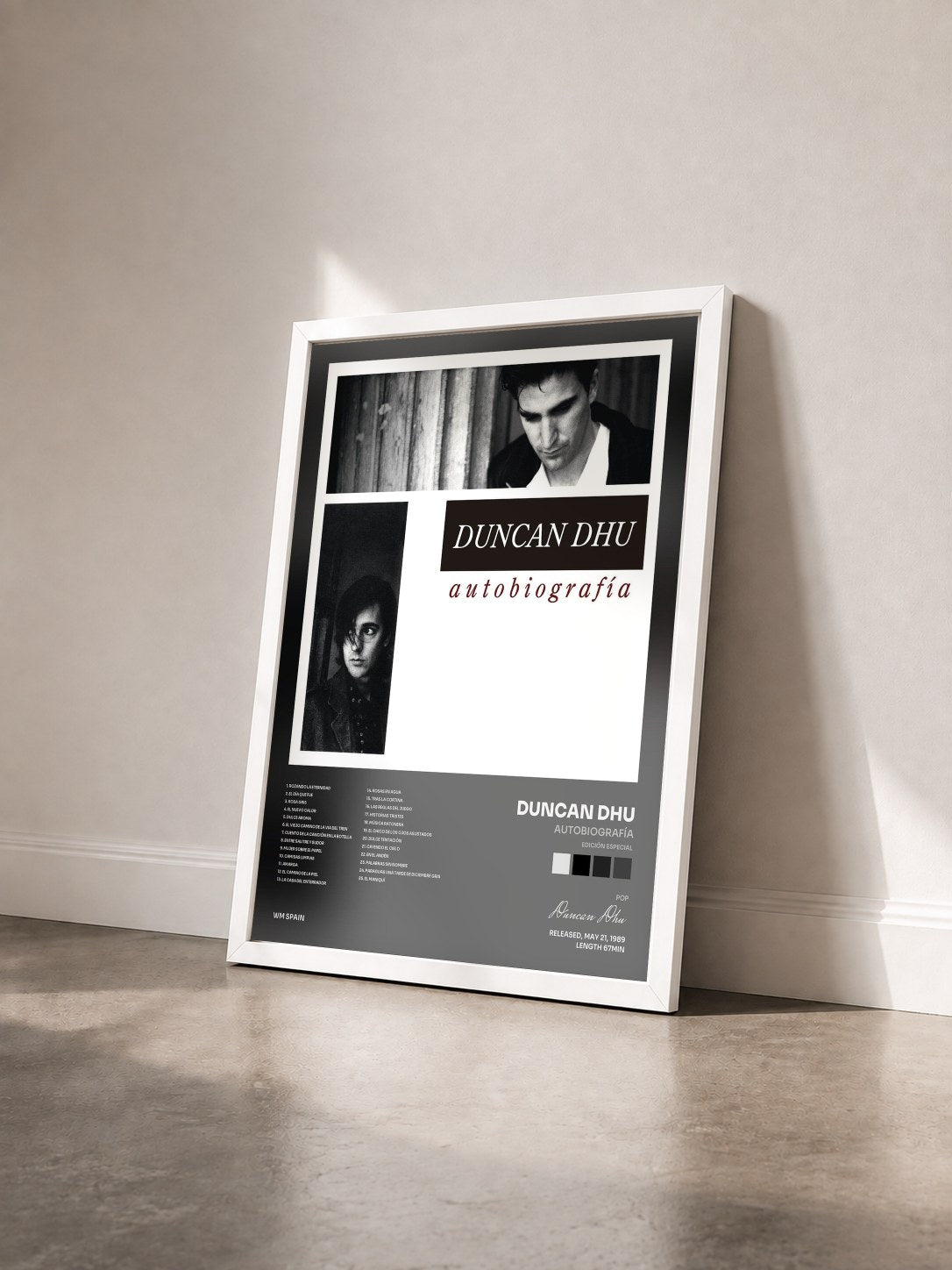 #blanc Tableau de l'album Autobiografía (Edición especial) de Duncan Dhu vu de trois quarts, cadre blanc