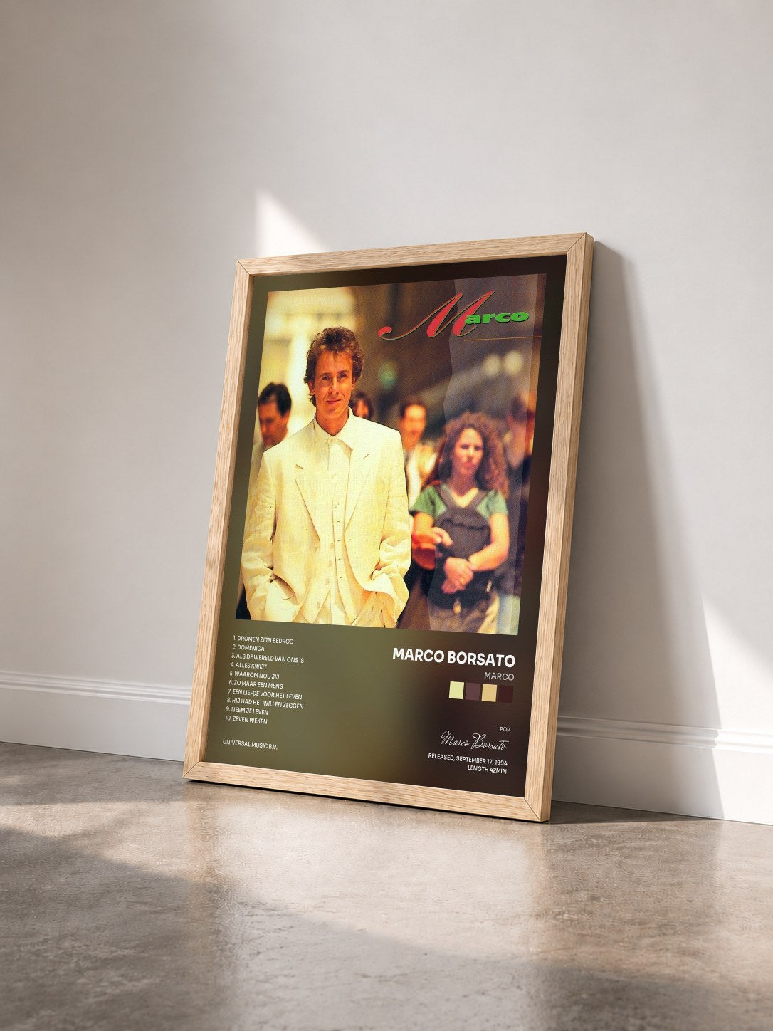 #bois Tableau de l'album Marco de Marco Borsato vu de trois quarts, cadre en bois brut