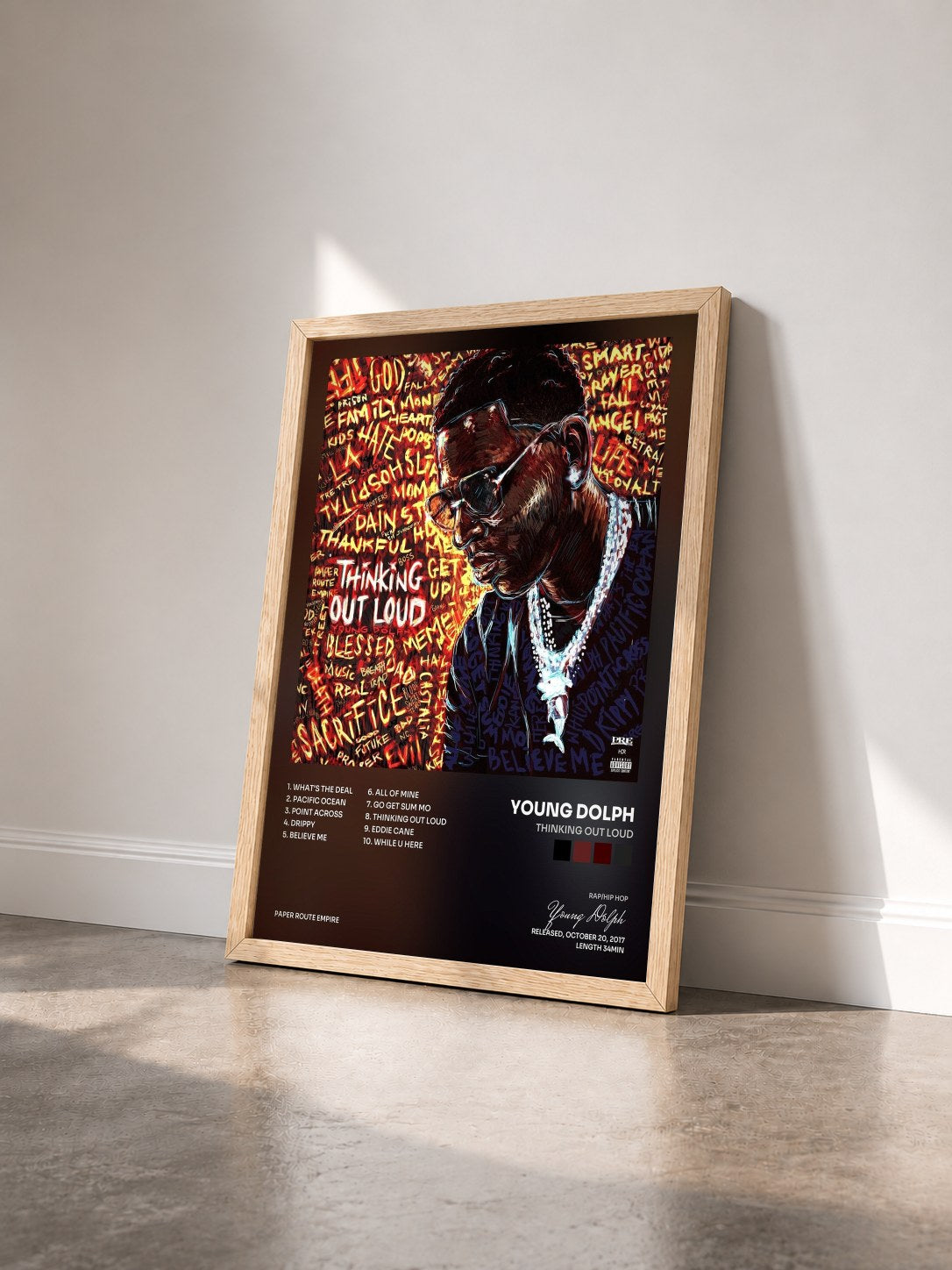 #bois Tableau de l'album Thinking Out Loud de Young Dolph vu de trois quarts, cadre en bois brut