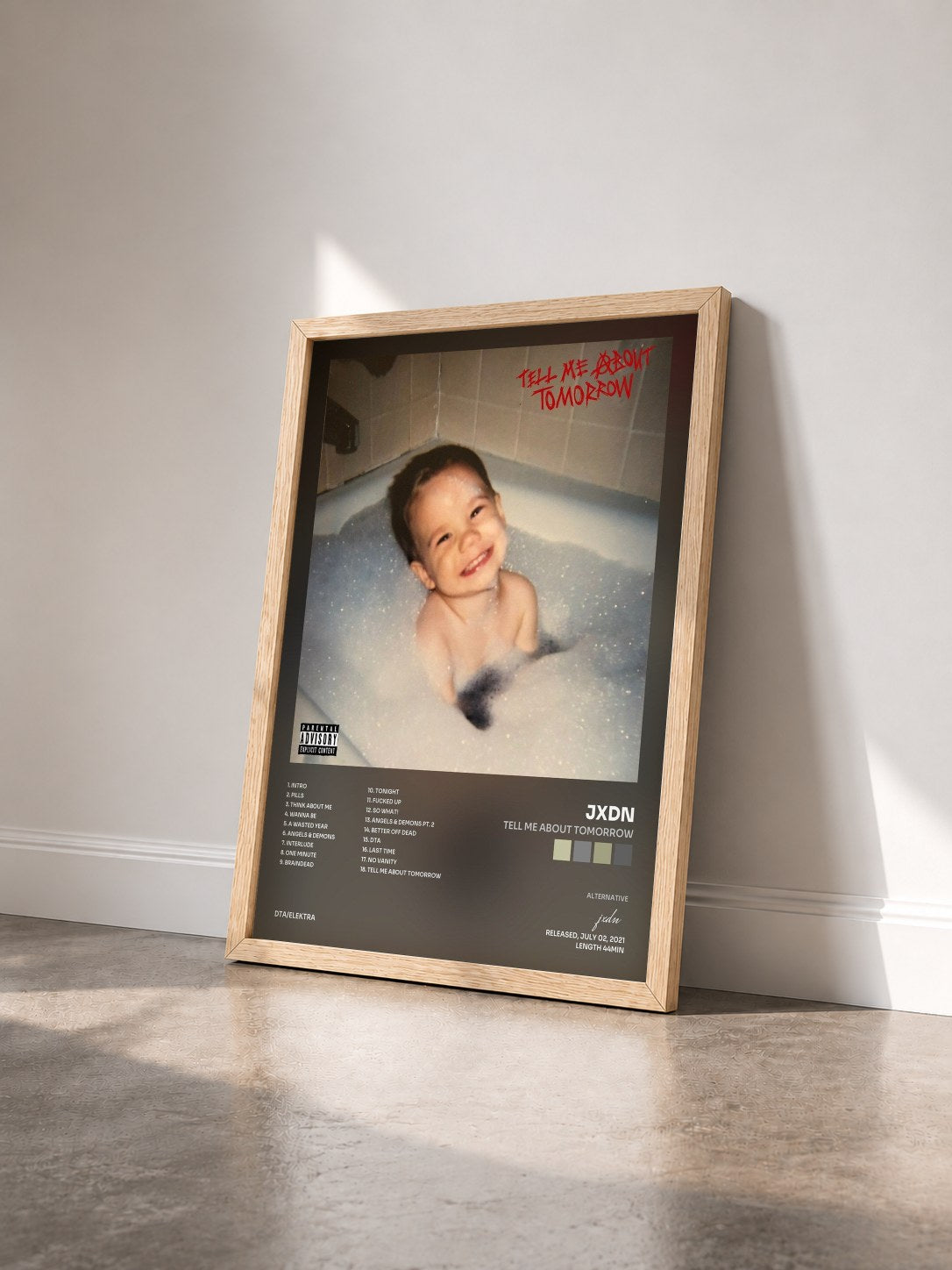 #bois Tableau de l'album Tell Me About Tomorrow de jxdn vu de trois quarts, cadre en bois brut