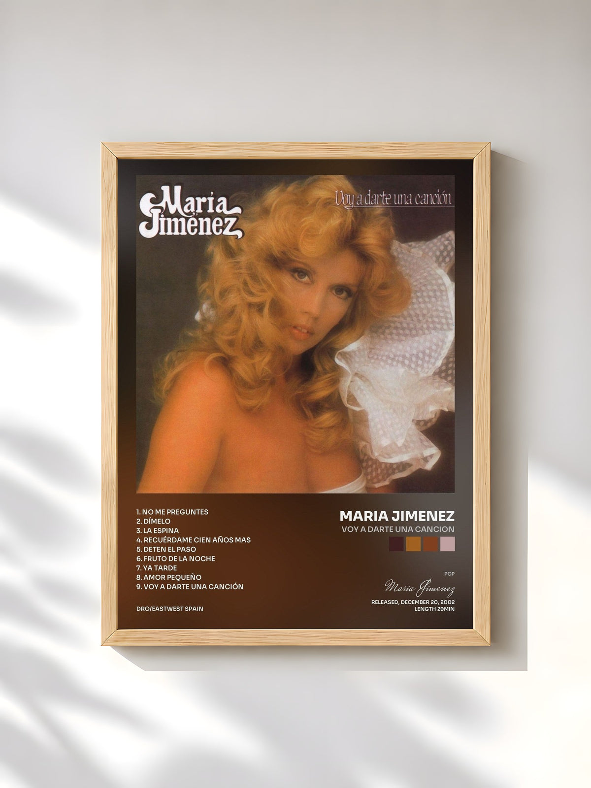 #bois Tableau de l'album Voy a darte una cancion de Maria Jimenez, cadre en bois brut, imprimé et encadré en France