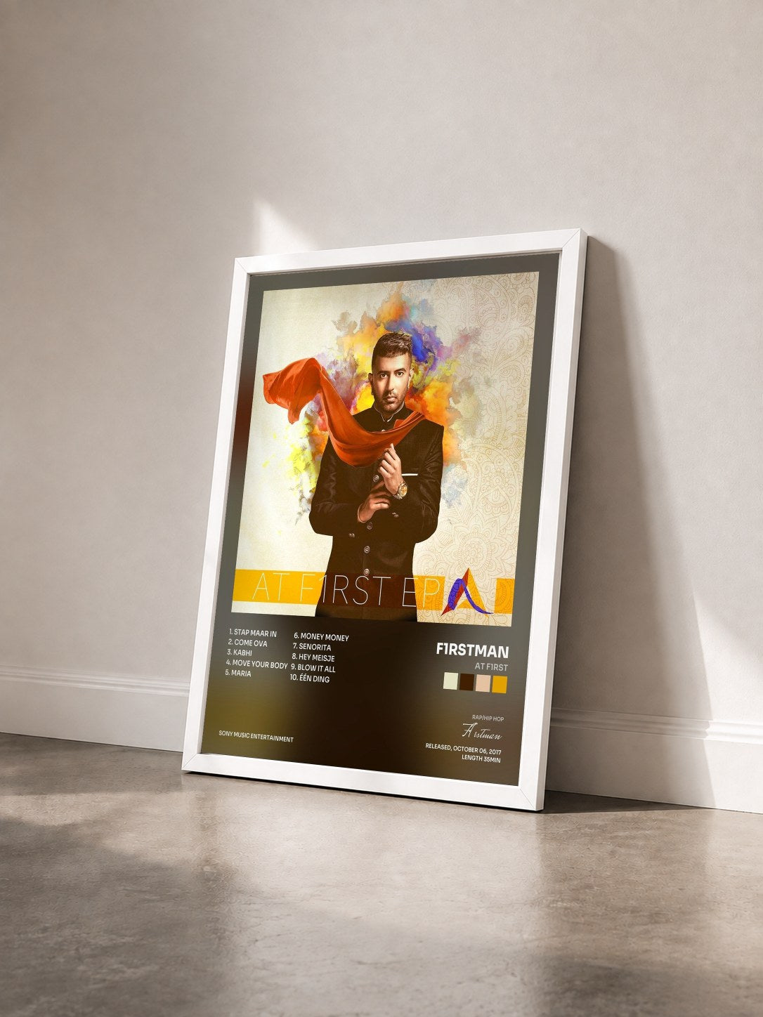 #blanc Tableau de l'album At F1rst de F1rstman vu de trois quarts, cadre blanc