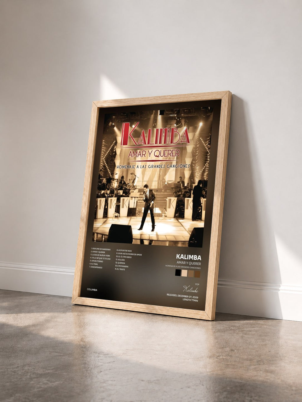 #bois Tableau de l'album Amar y Querer (Homenaje a Las Grandes Canciones) de Kalimba vu de trois quarts, cadre en bois brut