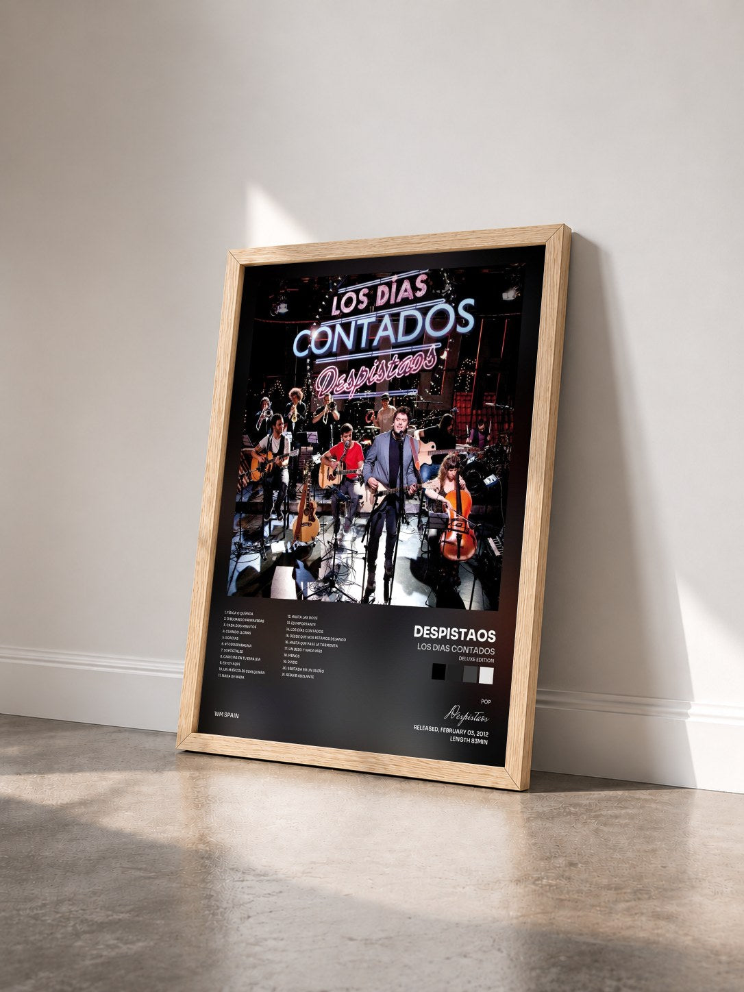 #bois Tableau de l'album Los dias contados (Deluxe edition) de Despistaos vu de trois quarts, cadre en bois brut