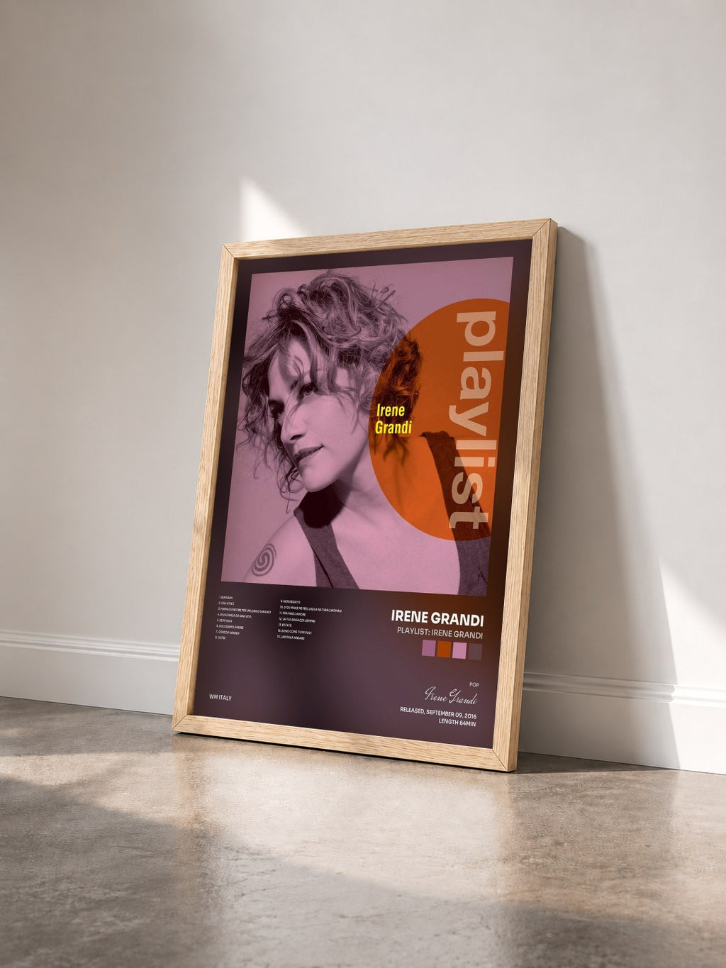 #bois Tableau de l'album Playlist: Irene Grandi de Irene Grandi vu de trois quarts, cadre en bois brut