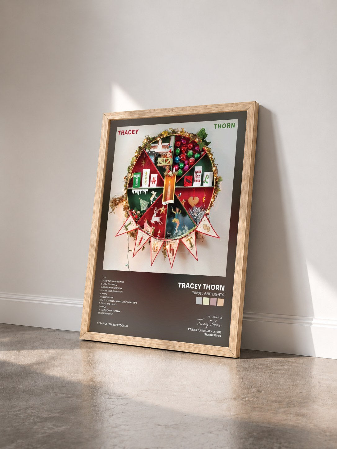 #bois Tableau de l'album Tinsel and Lights de Tracey Thorn vu de trois quarts, cadre en bois brut