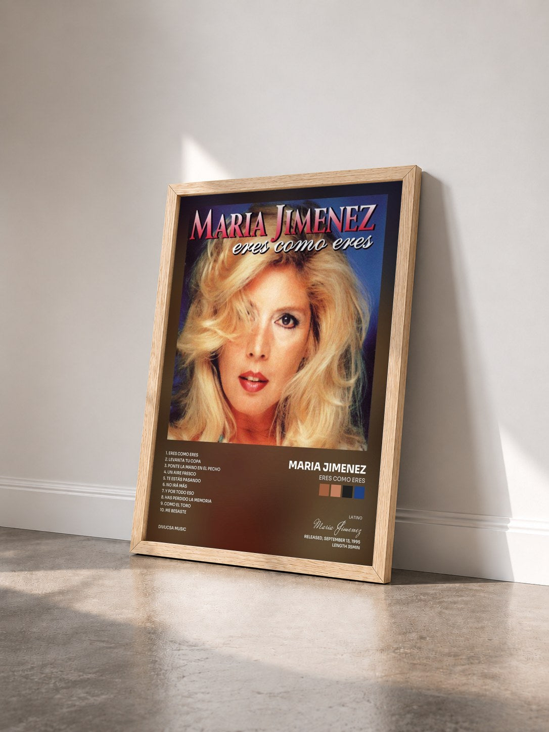 #bois Tableau de l'album Eres Como Eres de Maria Jimenez vu de trois quarts, cadre en bois brut