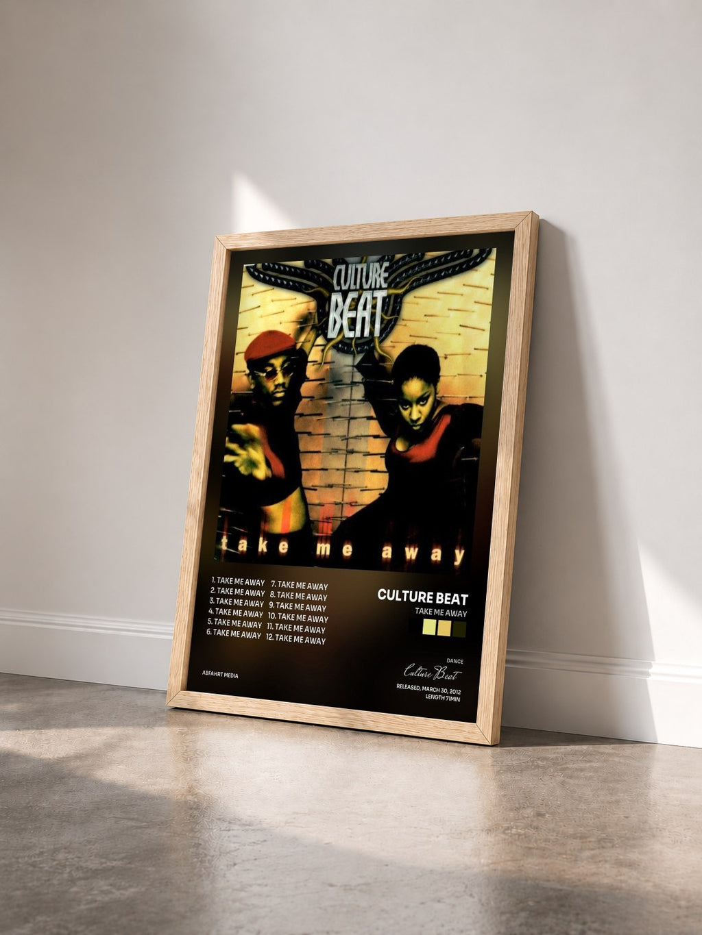 #bois Tableau de l'album Take Me Away de Culture Beat vu de trois quarts, cadre en bois brut