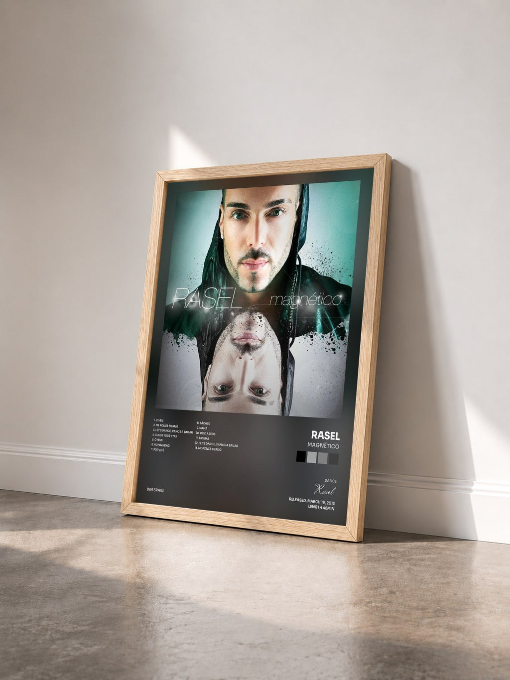 #bois Tableau de l'album Magnético de Rasel vu de trois quarts, cadre en bois brut