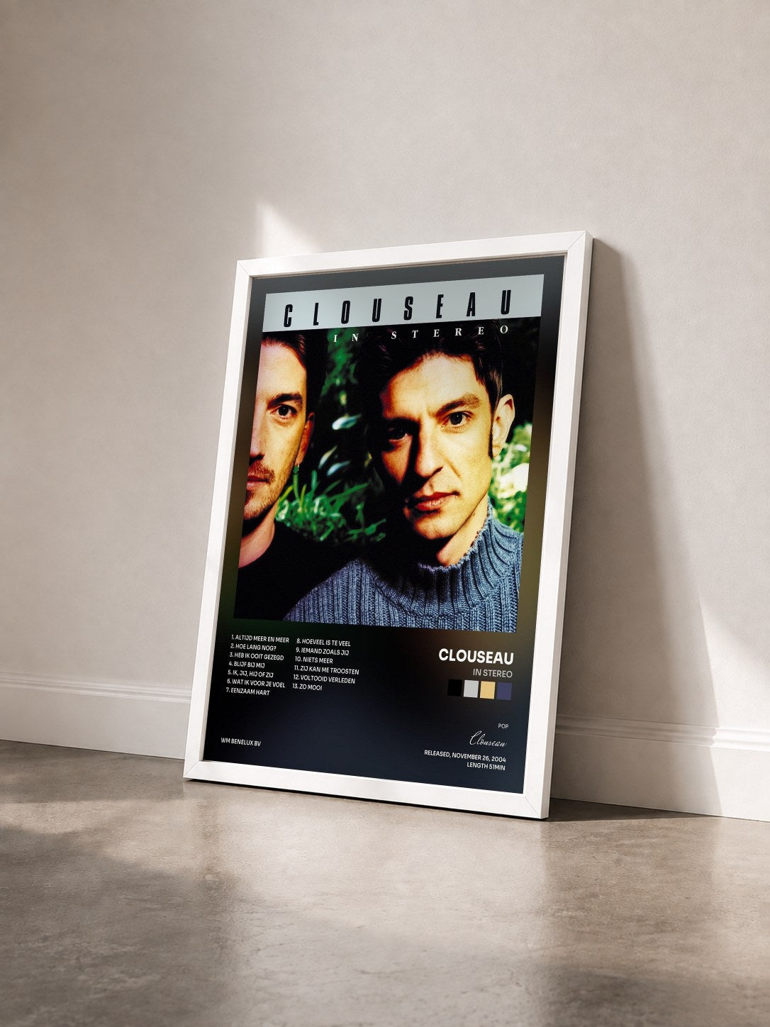 #blanc Tableau de l'album In Stereo de Clouseau vu de trois quarts, cadre blanc