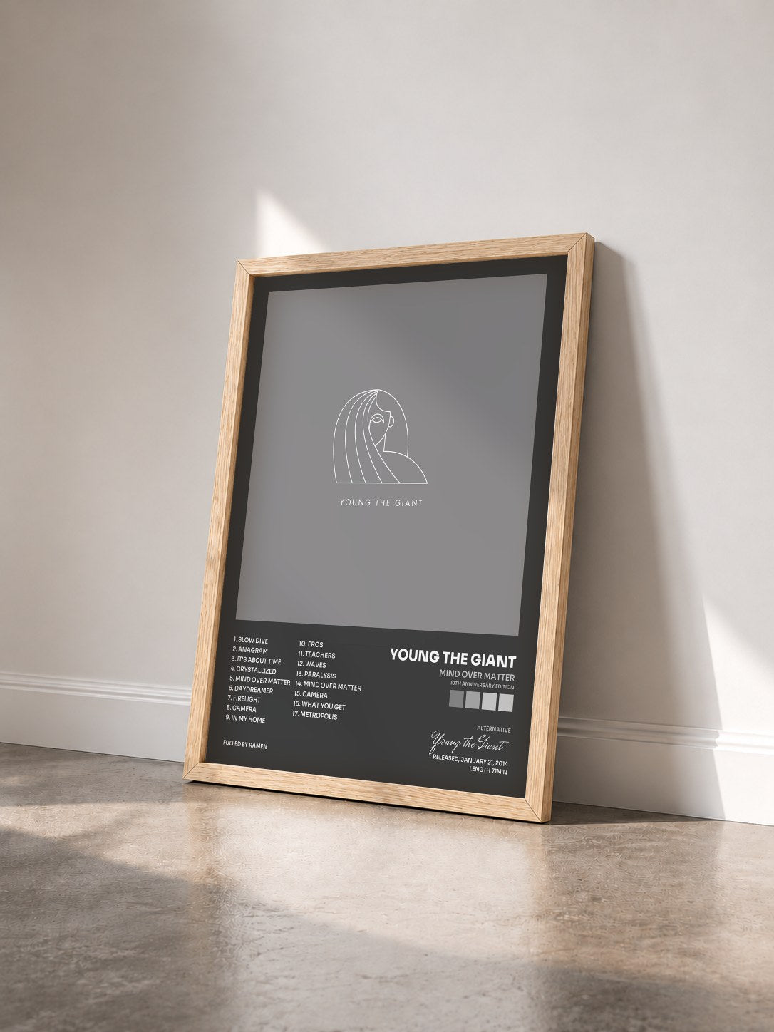 #bois Tableau de l'album Mind Over Matter (10th Anniversary Edition) de Young the Giant vu de trois quarts, cadre en bois brut