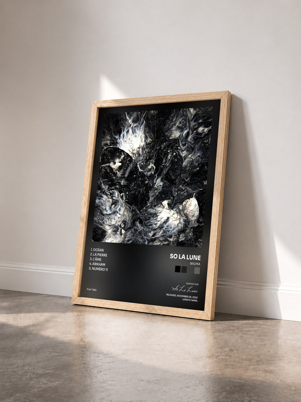 #bois Tableau de l'album Wilma de So La Lune vu de trois quarts, cadre en bois brut