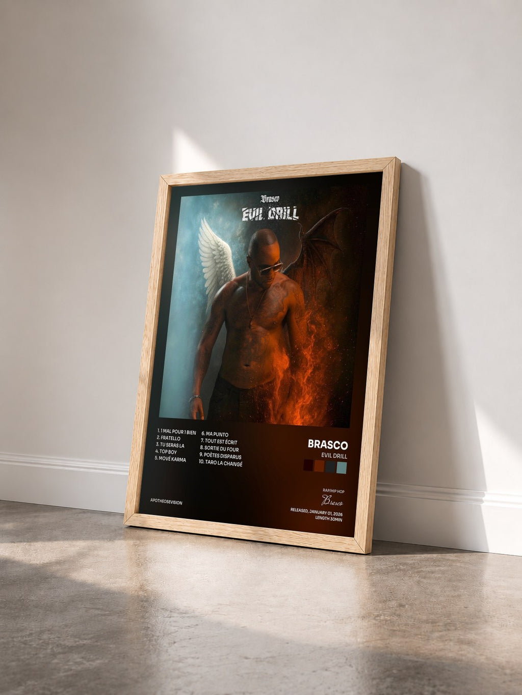 #bois Tableau de l'album Evil Drill de Brasco vu de trois quarts, cadre en bois brut