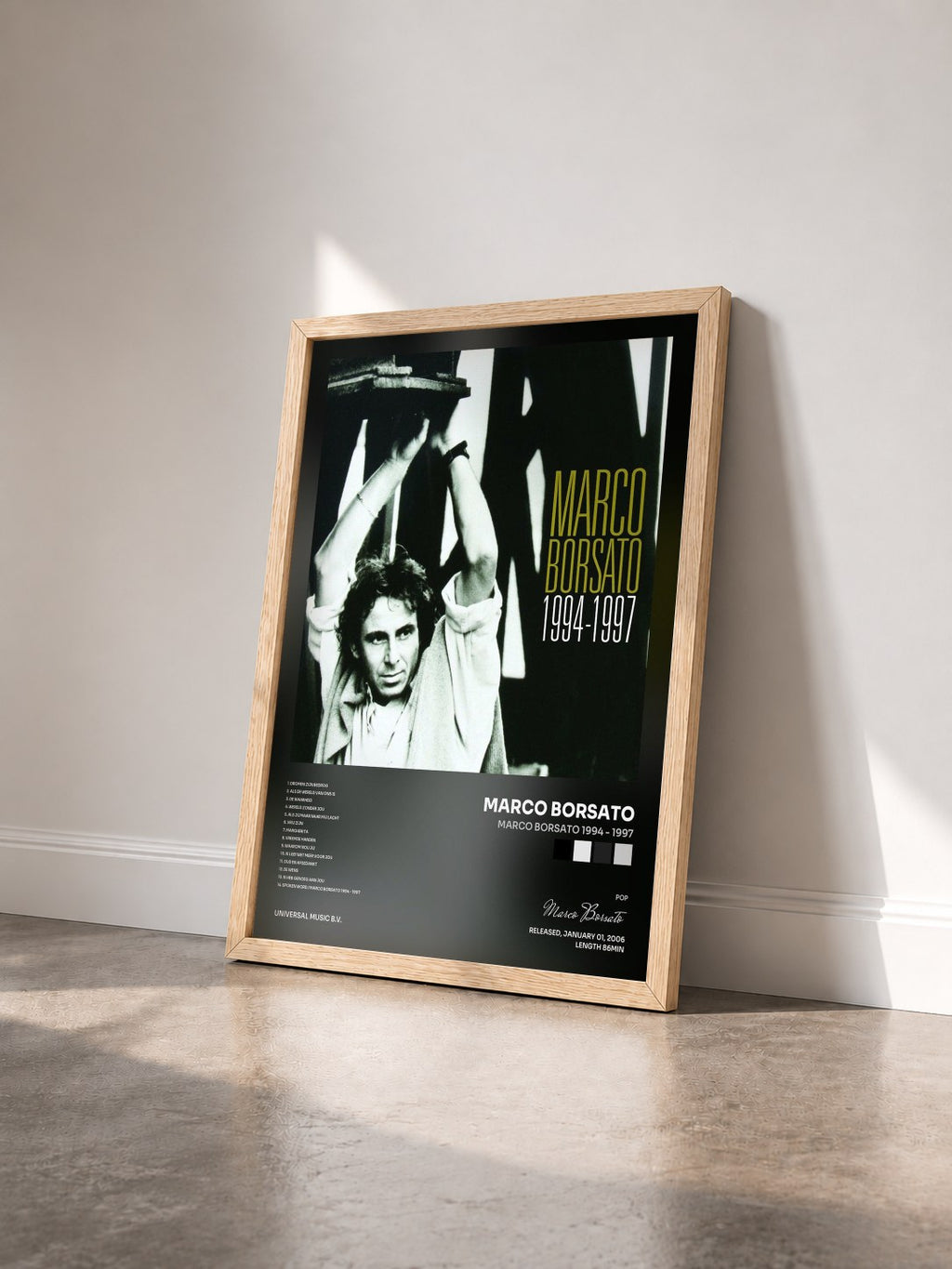 #bois Tableau de l'album Marco Borsato 1994 - 1997 de Marco Borsato vu de trois quarts, cadre en bois brut