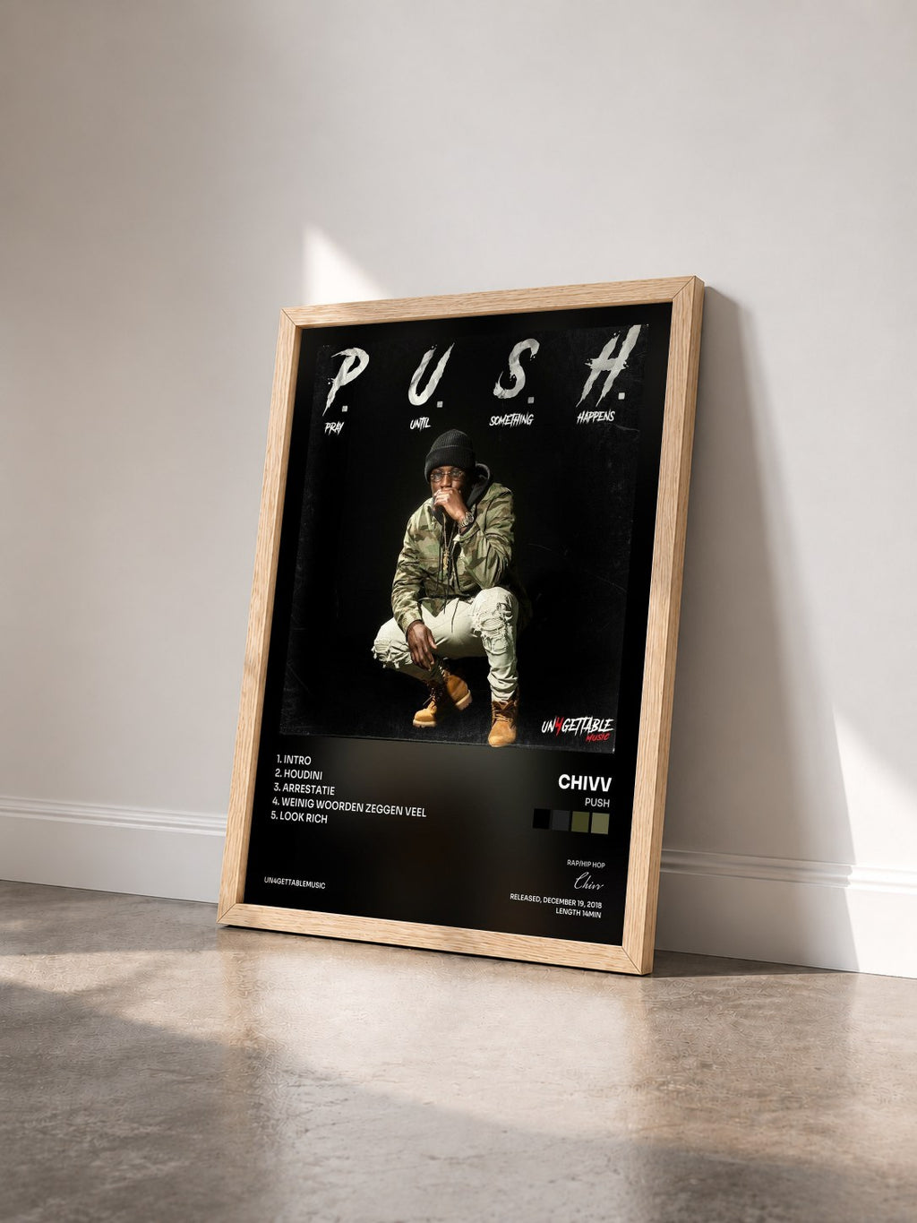 #bois Tableau de l'album PUSH de Chivv vu de trois quarts, cadre en bois brut
