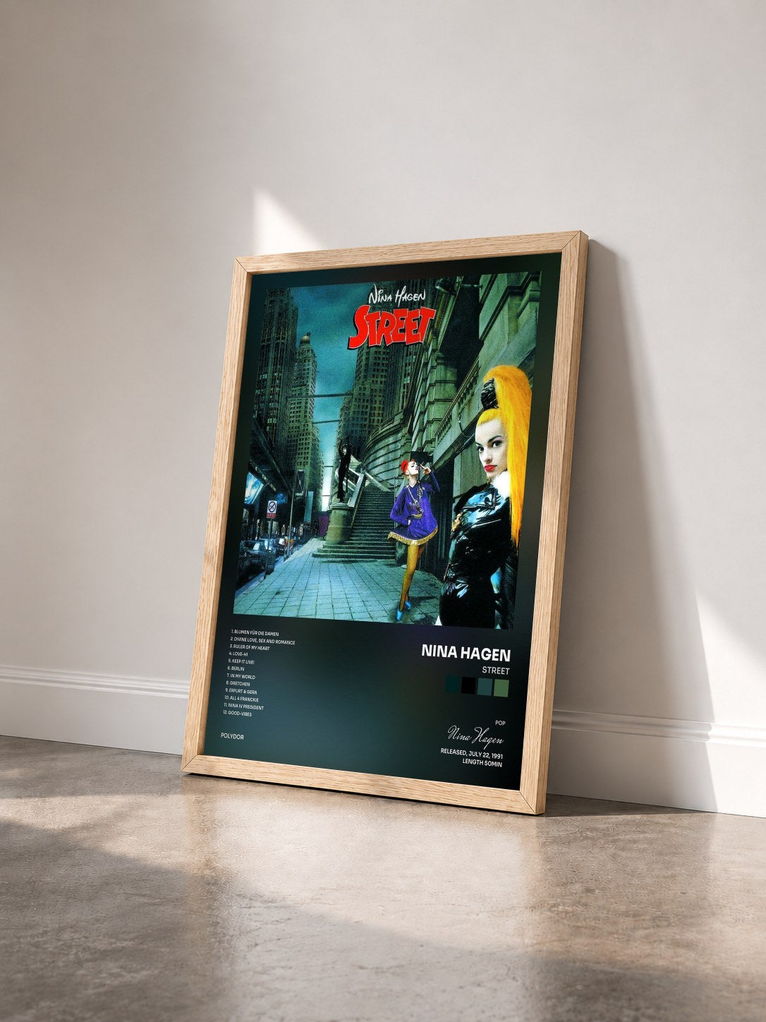 #bois Tableau de l'album Street de Nina Hagen vu de trois quarts, cadre en bois brut
