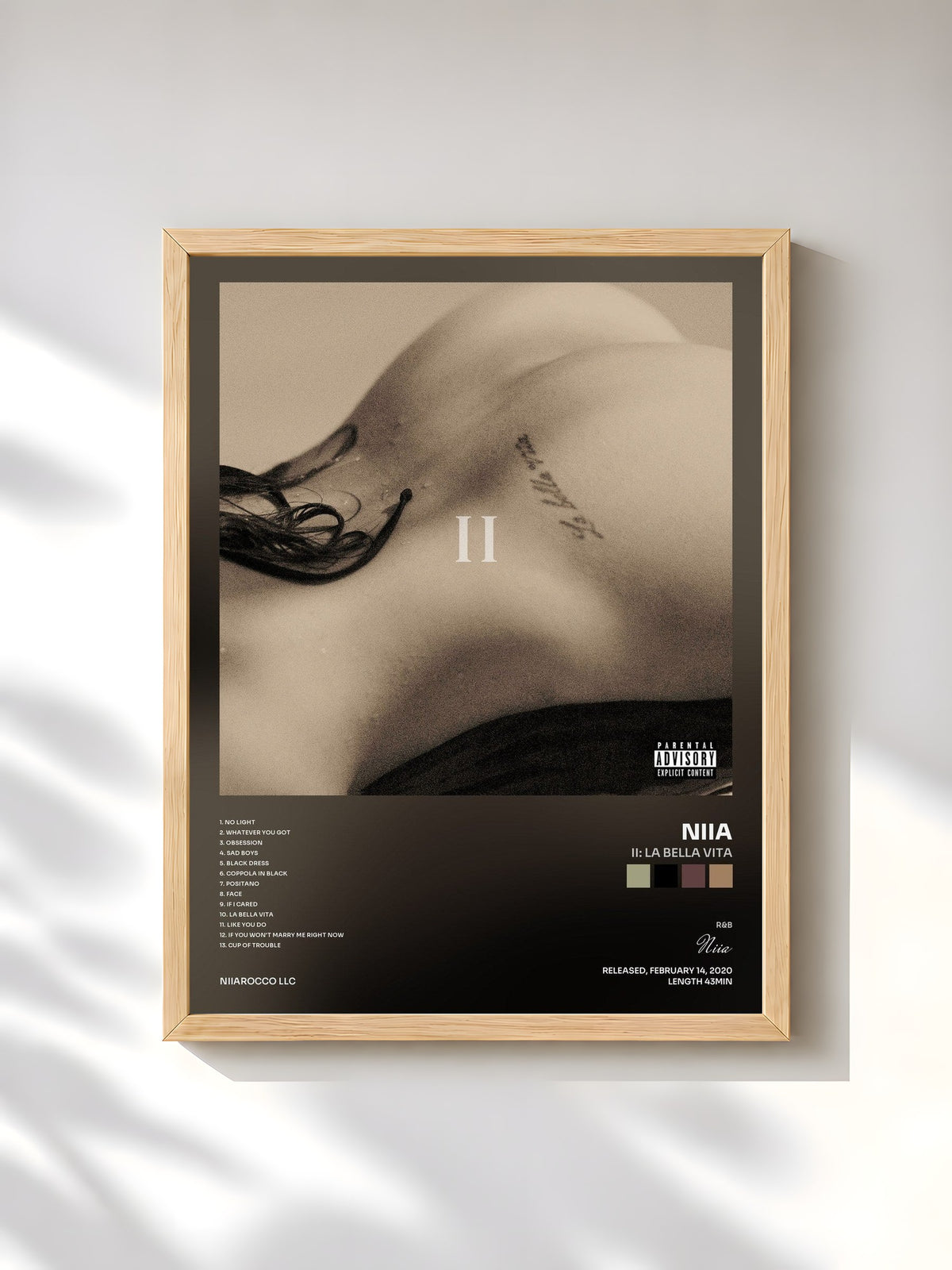 #bois Tableau de l'album II: La Bella Vita de Niia, cadre en bois brut, imprimé et encadré en France
