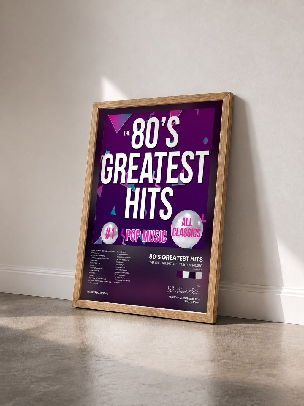#bois Tableau de l'album The 80's Greatest Hits: Pop Music (Classics) de 80's Greatest Hits vu de trois quarts, cadre en bois brut