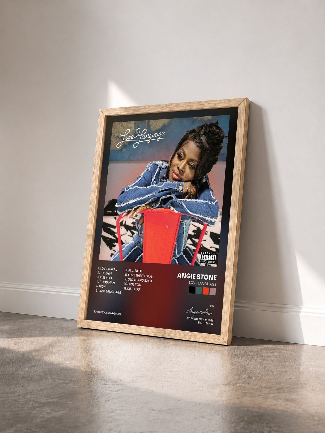 #bois Tableau de l'album Love Language de Angie Stone vu de trois quarts, cadre en bois brut