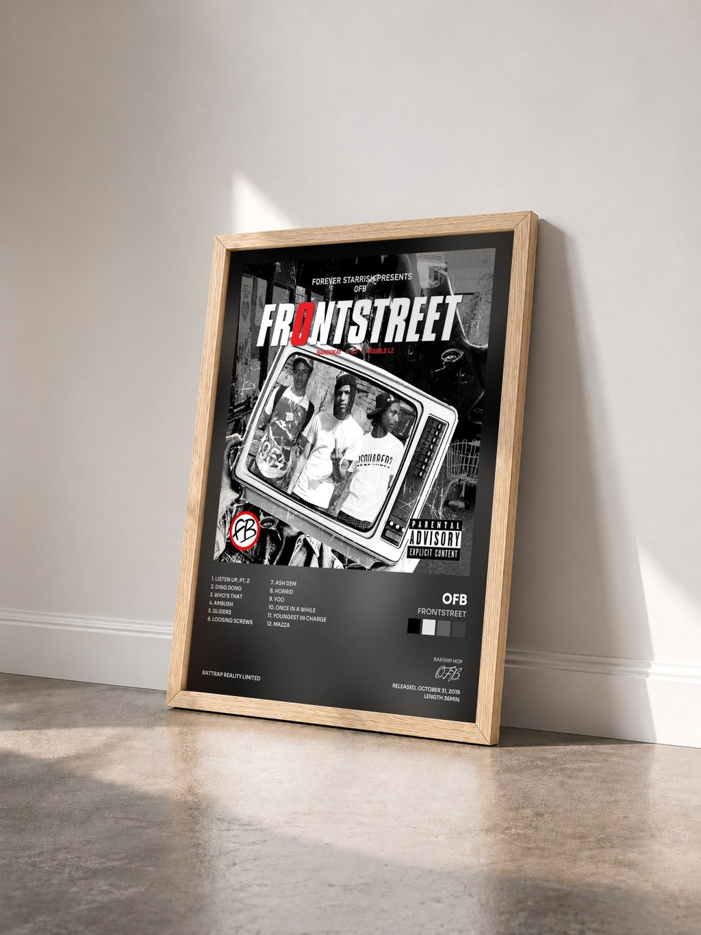 #bois Tableau de l'album Frontstreet de OFB vu de trois quarts, cadre en bois brut