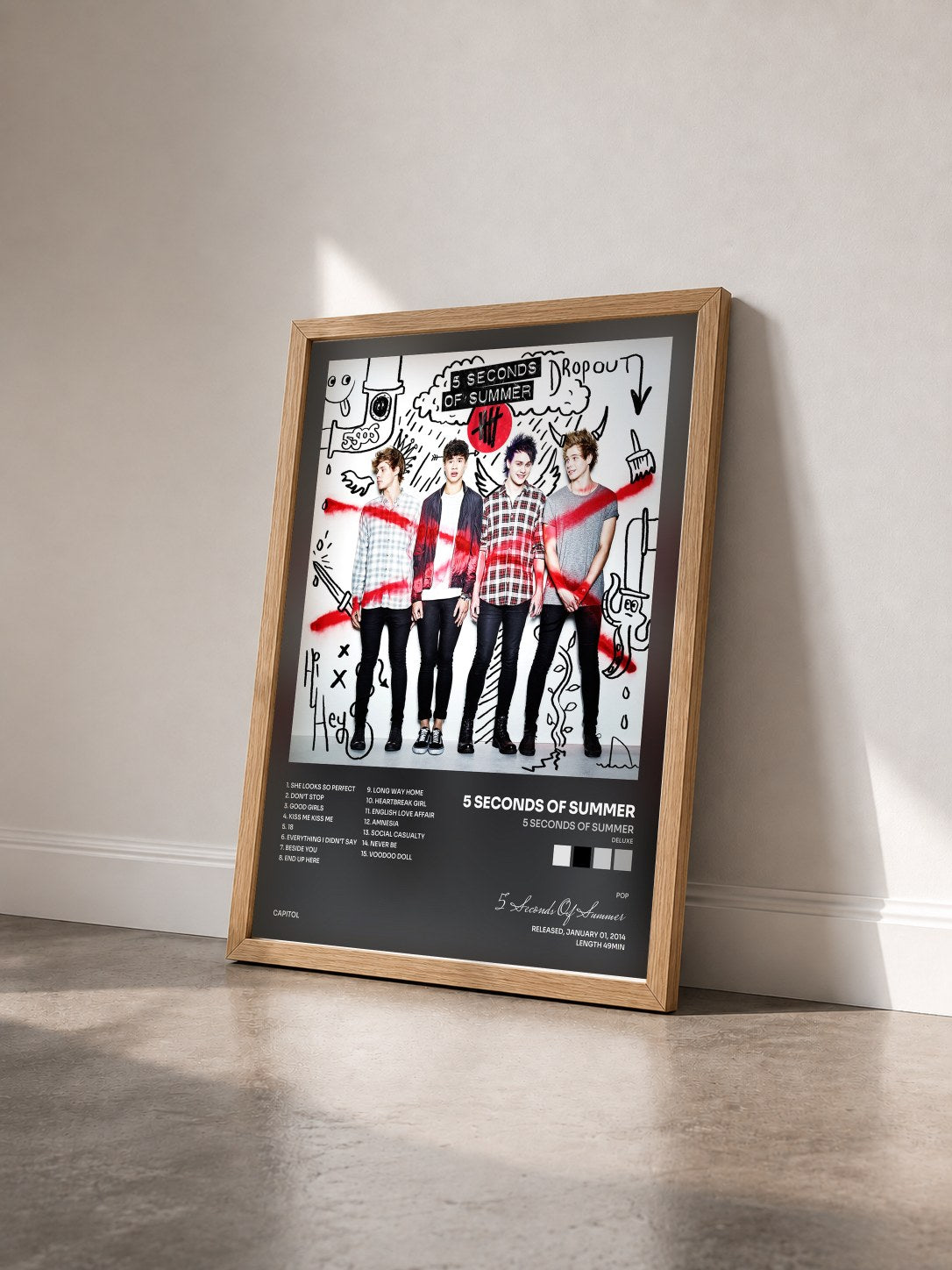 #bois Tableau de l'album 5 Seconds Of Summer (Deluxe) de 5 Seconds Of Summer vu de trois quarts, cadre en bois brut