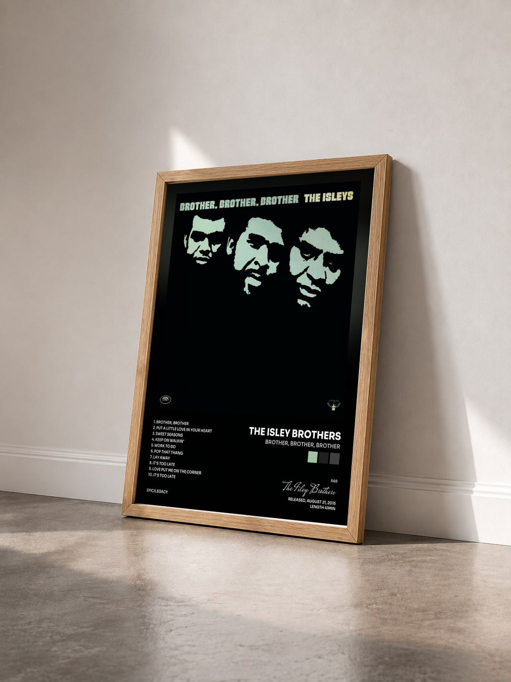 #bois Tableau de l'album Brother, Brother, Brother de The Isley Brothers vu de trois quarts, cadre en bois brut