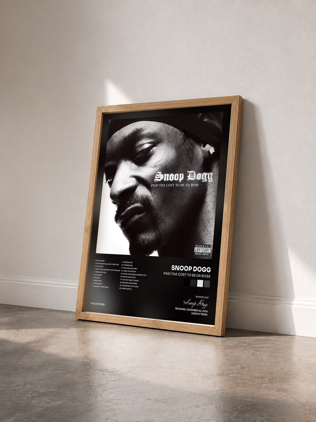 #bois Tableau de l'album Paid Tha Cost To Be Da Bo$$ de Snoop Dogg vu de trois quarts, cadre en bois brut