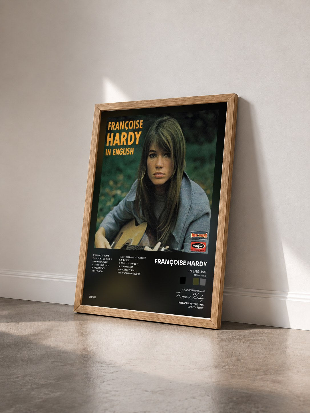 #bois Tableau de l'album In English (Remastered) de Françoise Hardy vu de trois quarts, cadre en bois brut