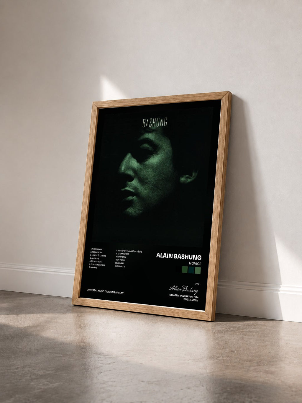 #bois Tableau de l'album Novice de Alain Bashung vu de trois quarts, cadre en bois brut