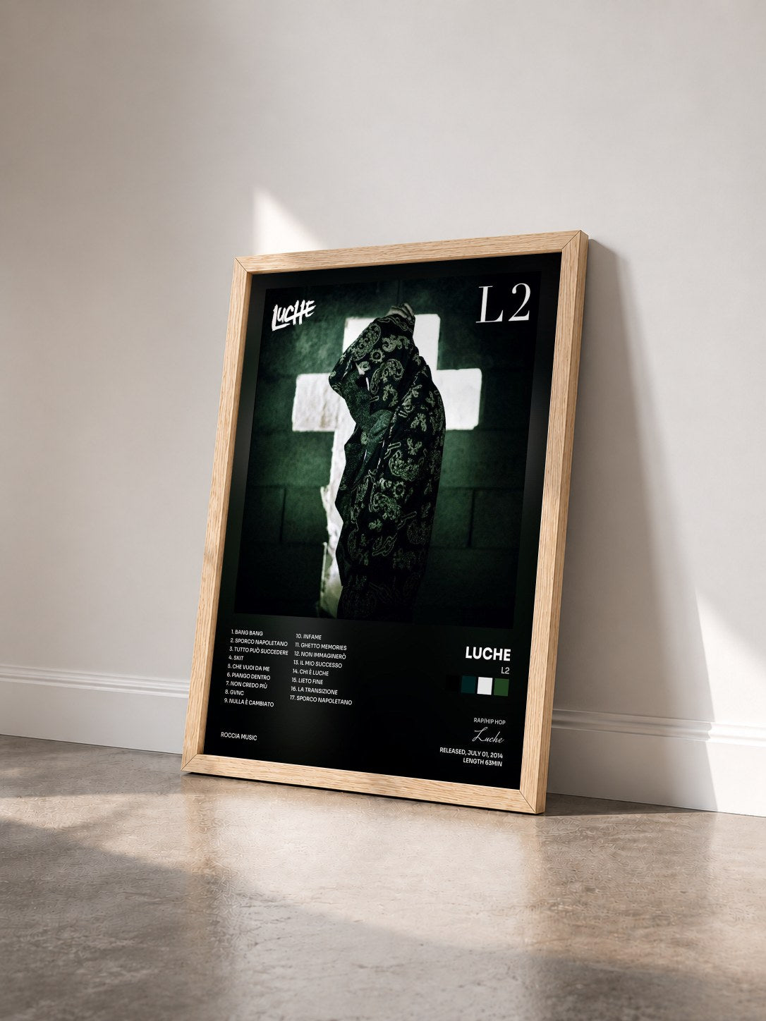#bois Tableau de l'album L2 de Luche vu de trois quarts, cadre en bois brut
