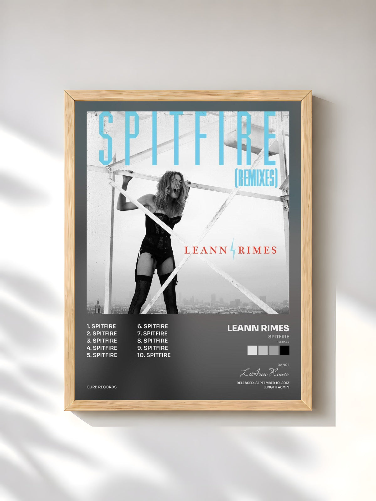 #bois Tableau de l'album Spitfire (Remixes) de LeAnn Rimes, cadre en bois brut, imprimé et encadré en France