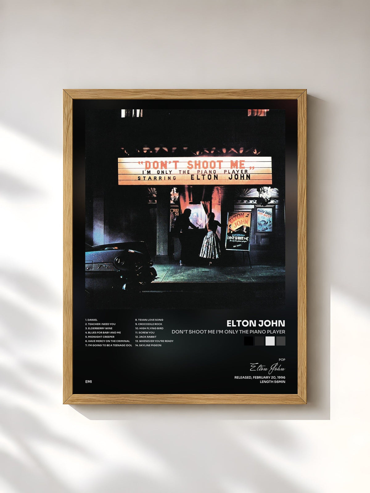 #bois Tableau de l'album Don't Shoot Me I'm Only The Piano Player de Elton John, cadre en bois brut, imprimé et encadré en France