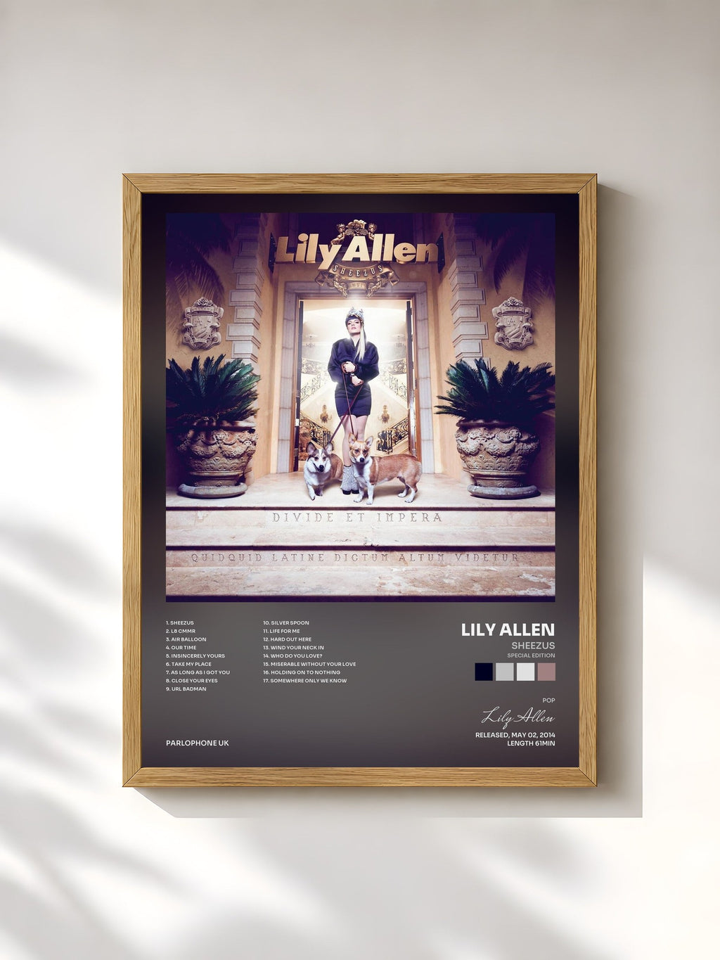 #bois Tableau de l'album Sheezus (Special Edition) de Lily Allen, cadre en bois brut, imprimé et encadré en France