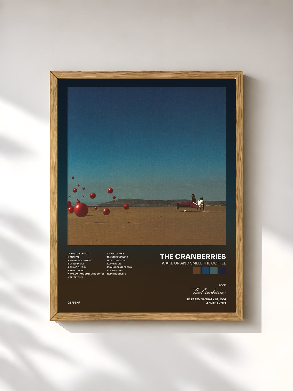 #bois Tableau de l'album Wake Up And Smell The Coffee de The Cranberries, cadre en bois brut, imprimé et encadré en France