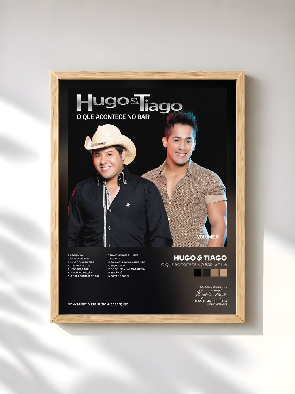 #bois Tableau de l'album O Que Acontece no Bar, Vol. 6 de Hugo & Tiago, cadre en bois brut, imprimé et encadré en France
