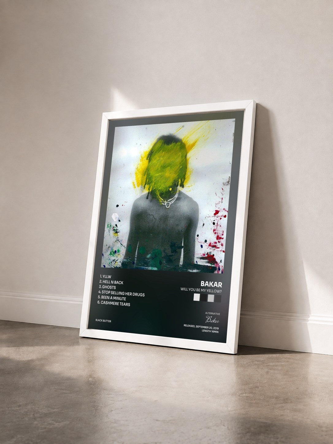 #blanc Tableau de l'album Will You Be My Yellow? de Bakar vu de trois quarts, cadre blanc