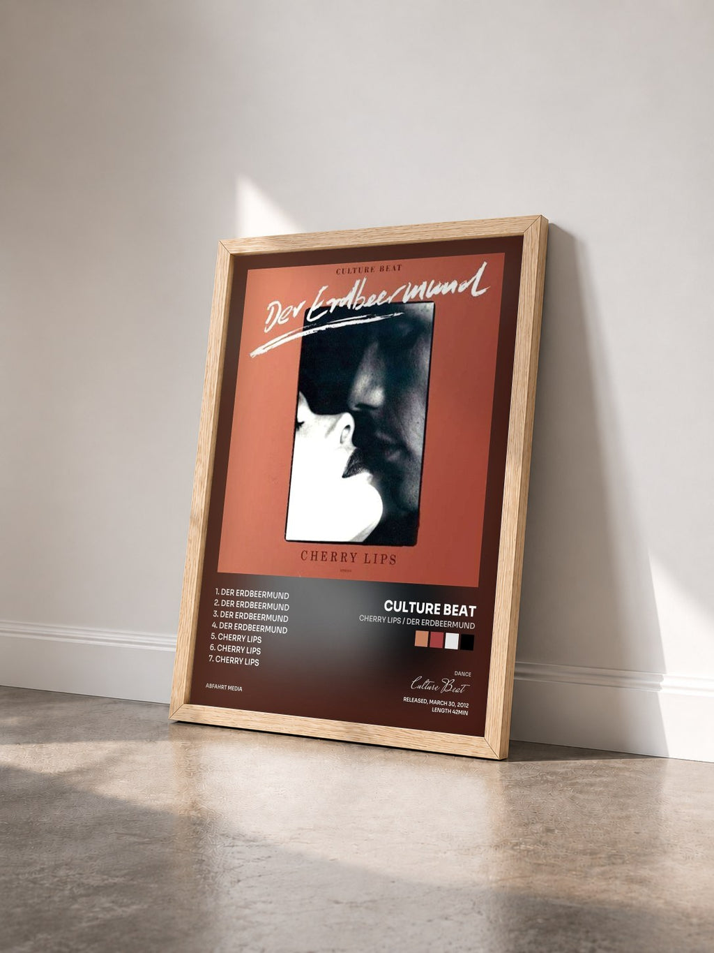 #bois Tableau de l'album Cherry Lips / Der Erdbeermund de Culture Beat vu de trois quarts, cadre en bois brut