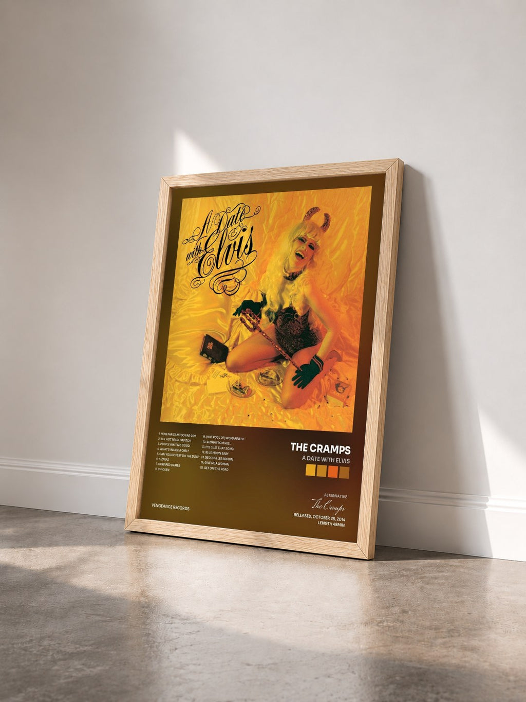 #bois Tableau de l'album A Date with Elvis de The Cramps vu de trois quarts, cadre en bois brut