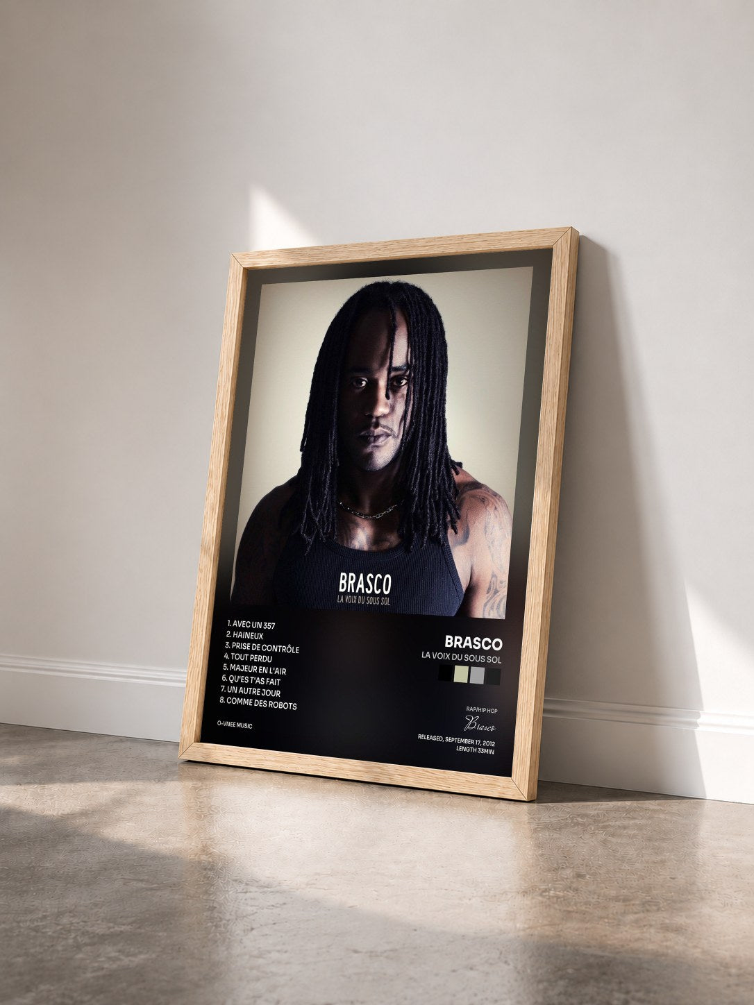 #bois Tableau de l'album La voix du sous sol de Brasco vu de trois quarts, cadre en bois brut