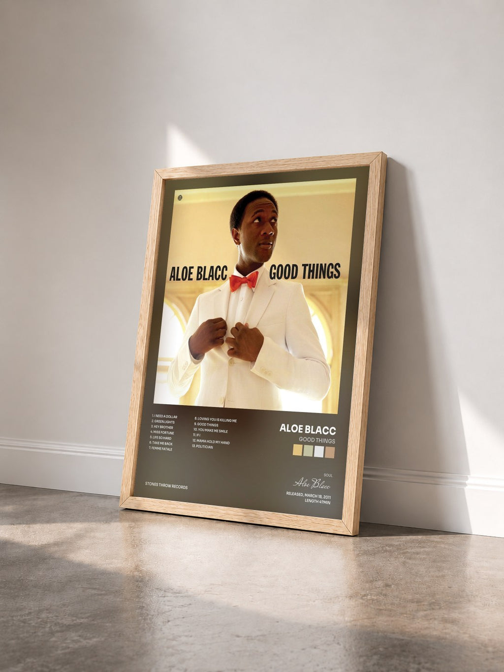 #bois Tableau de l'album Good Things de Aloe Blacc vu de trois quarts, cadre en bois brut