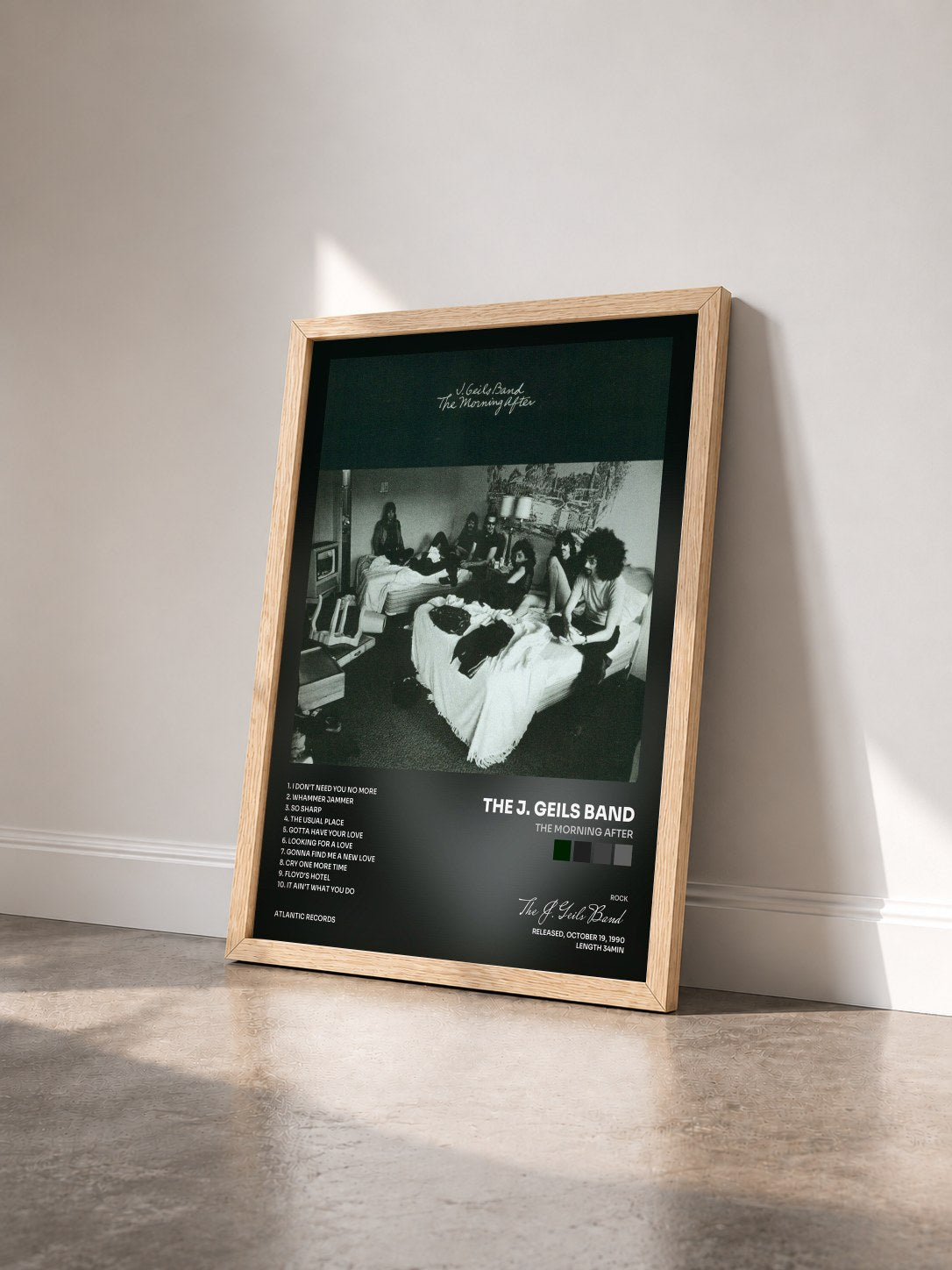 #bois Tableau de l'album The Morning After de The J. Geils Band vu de trois quarts, cadre en bois brut