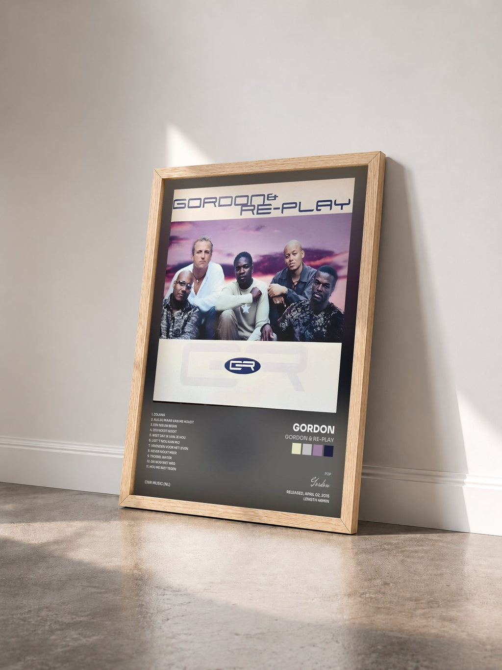 #bois Tableau de l'album Gordon & Re-Play de Gordon vu de trois quarts, cadre en bois brut