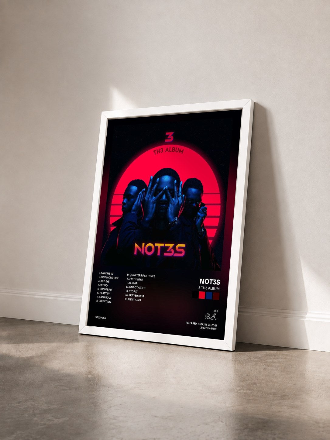 #blanc Tableau de l'album 3 Th3 Album de Not3s vu de trois quarts, cadre blanc